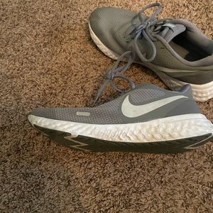 Nike gray sneakers, size 9